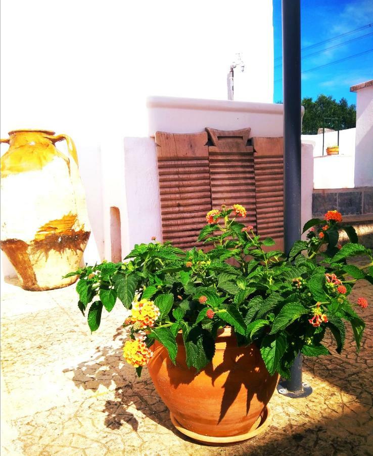 Apartamento Masseria Cervellera Ceglie Messapica Exterior foto